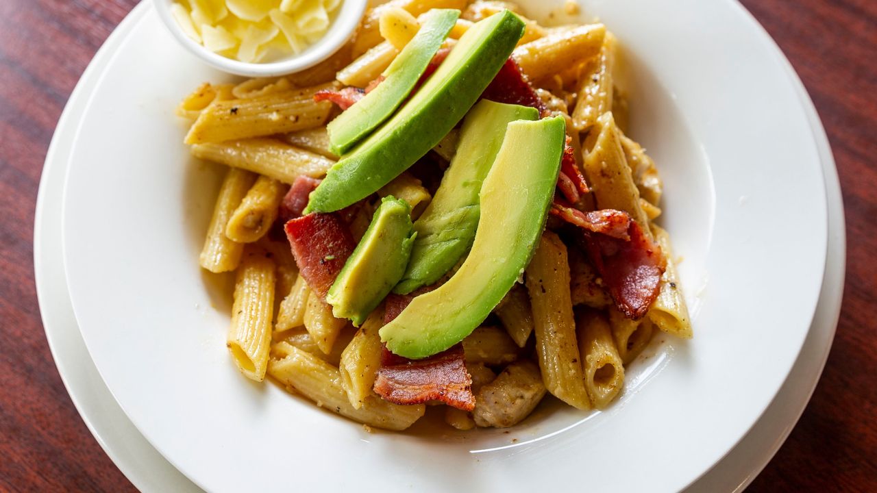 Creamy Chicken, Bacon and Avocado Pasta