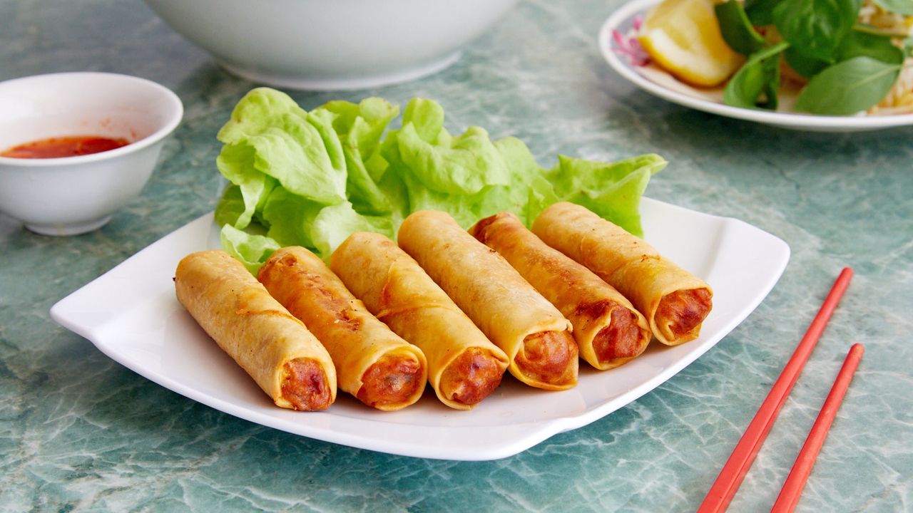 Vietnamese Spring Rolls (Cha Gio) - 6 Rolls