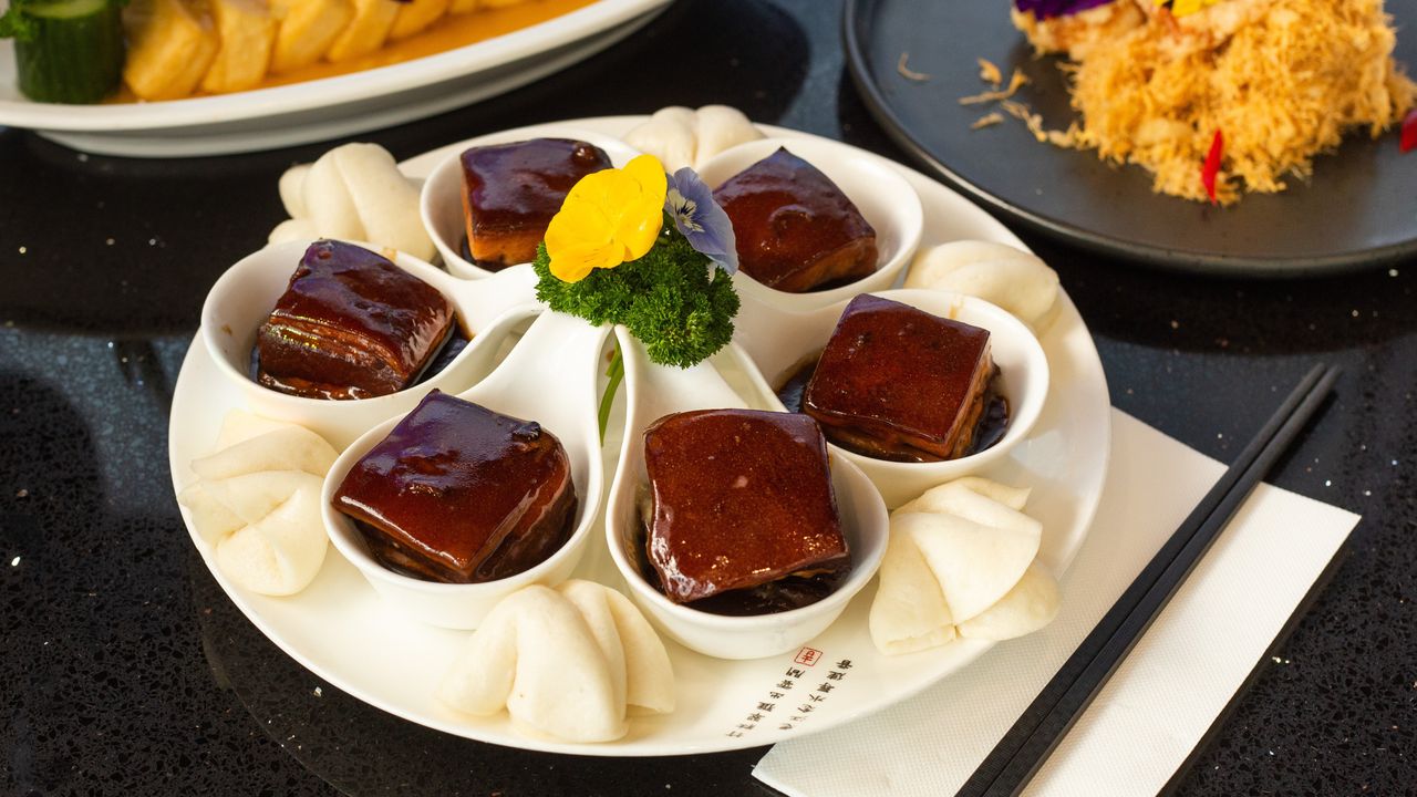 Dongpo Pork. Braised Pork Belly with Cooking Wine (6pc) 东坡肉