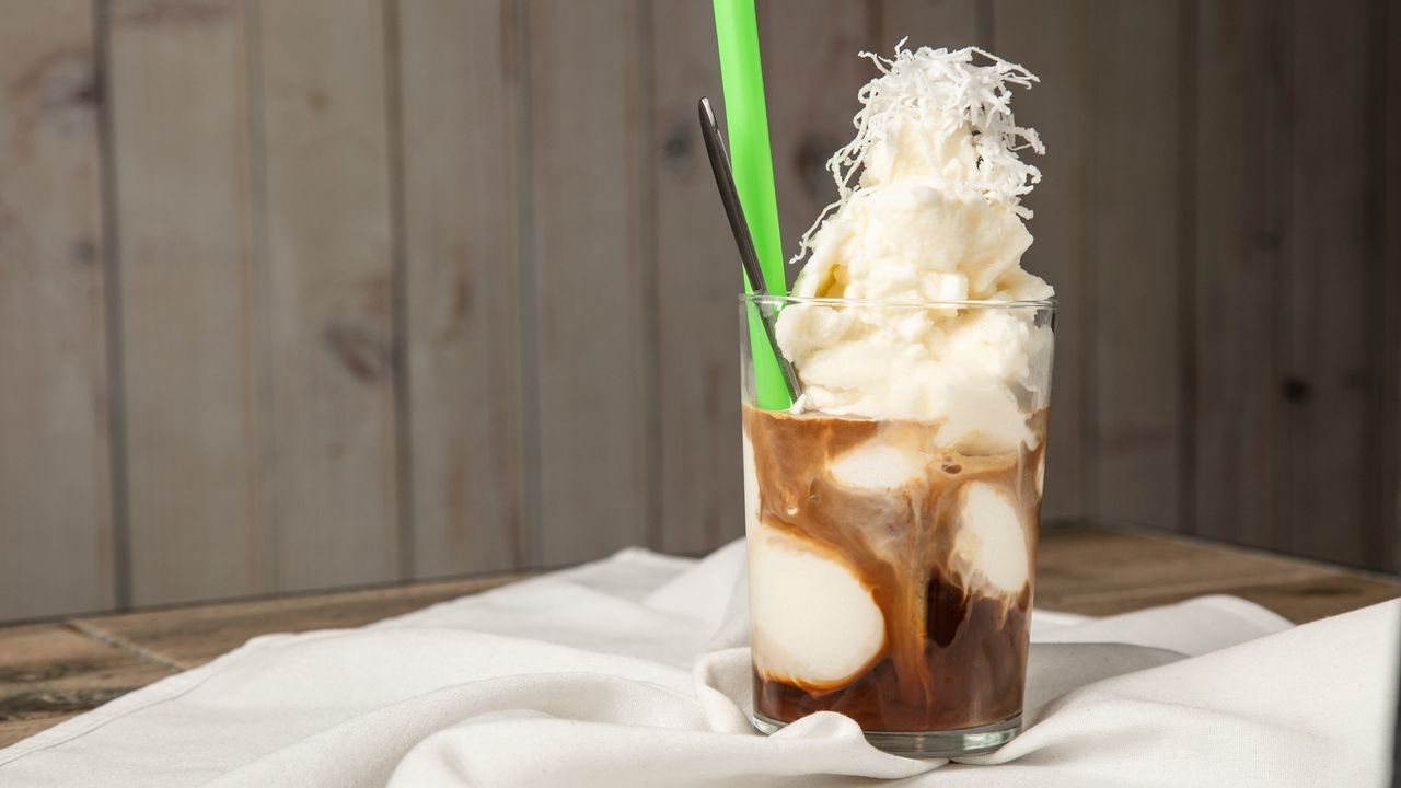Cà Phê Dừa (Coconut Coffee)