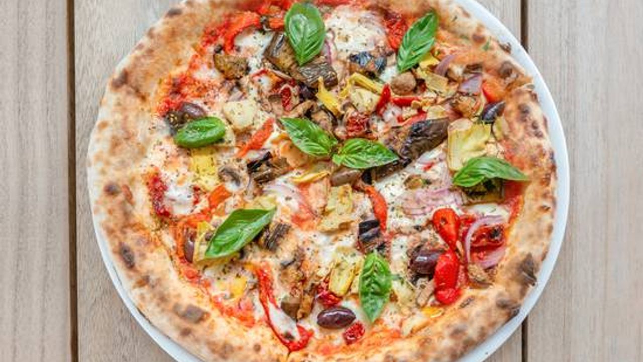Vegetarian Pizza (V)