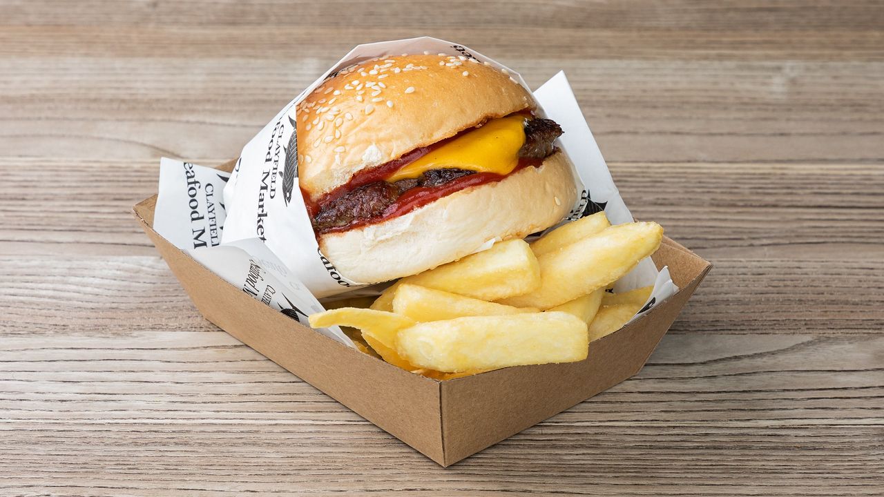 Nippers Cheese Burger Royale