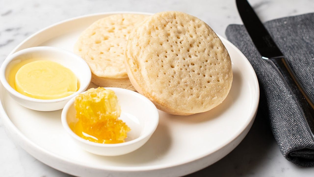 Crumpets with Honey