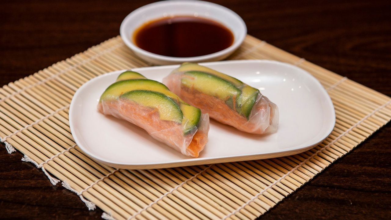 Vegetable Rice Paper Rolls (2 Pieces)