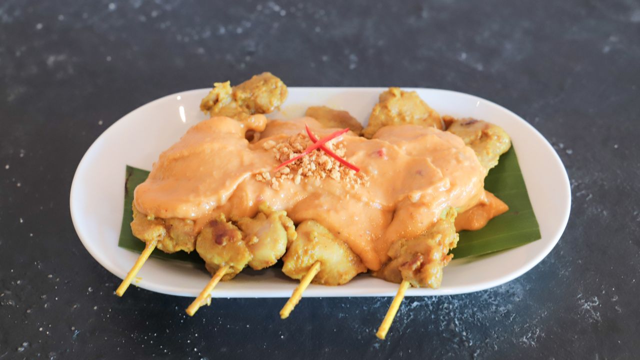 Chicken Satay (4pcs)