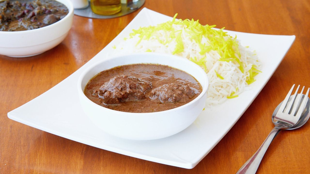 Fesenjoon Stew