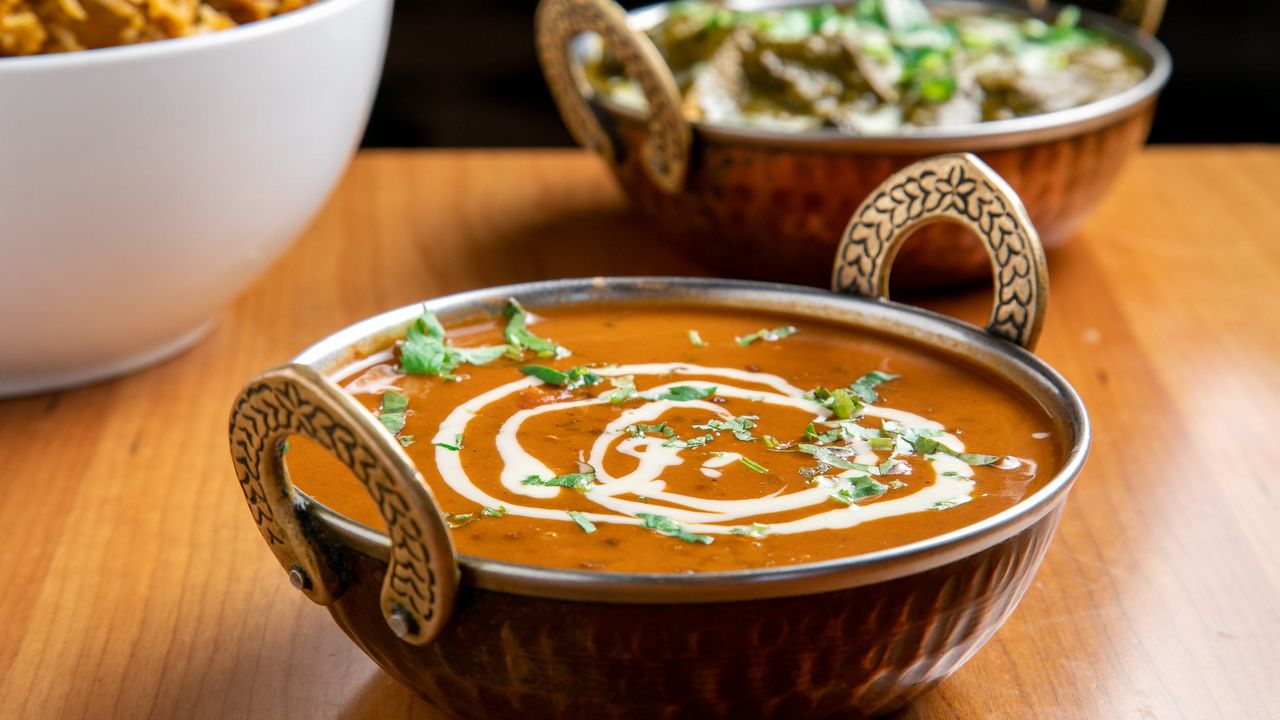 Amritsari Dal Makhani (v)
