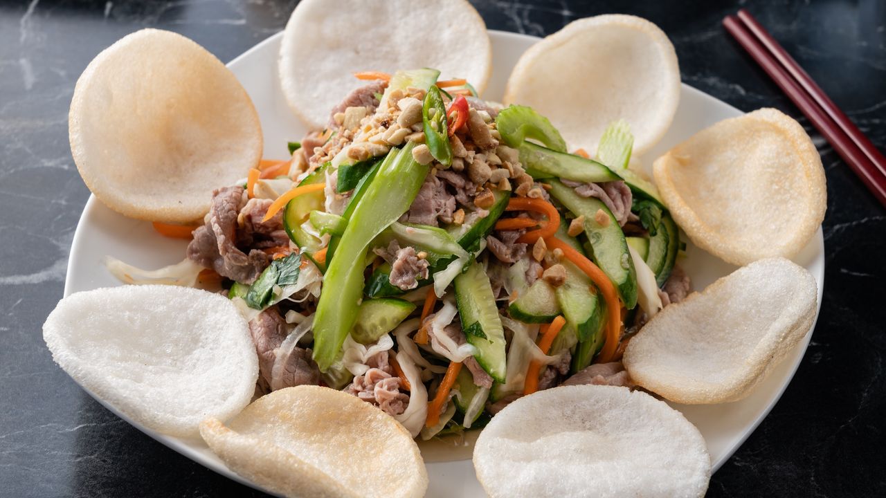 24. Rare Cooked Beef with Lemon Juices