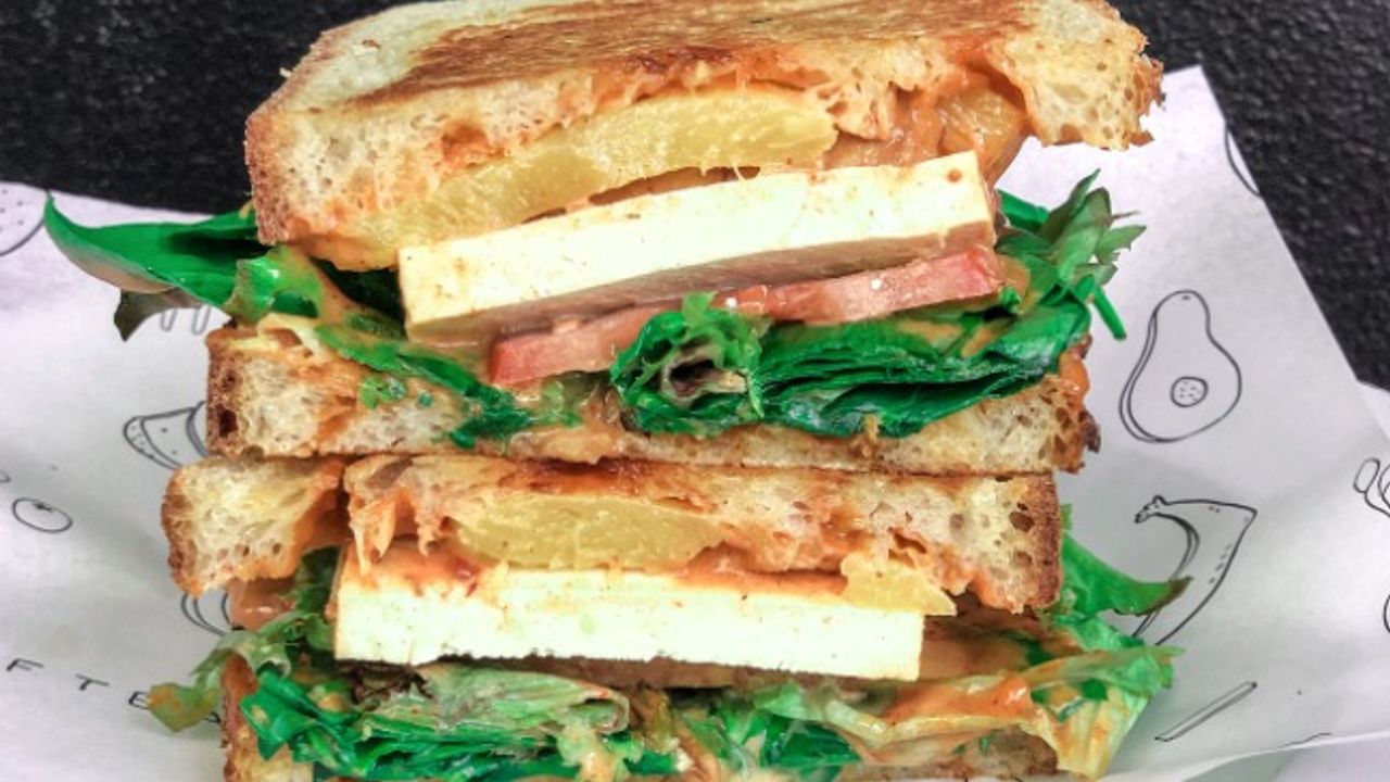 Smoked Tofu Toastie (GFO)