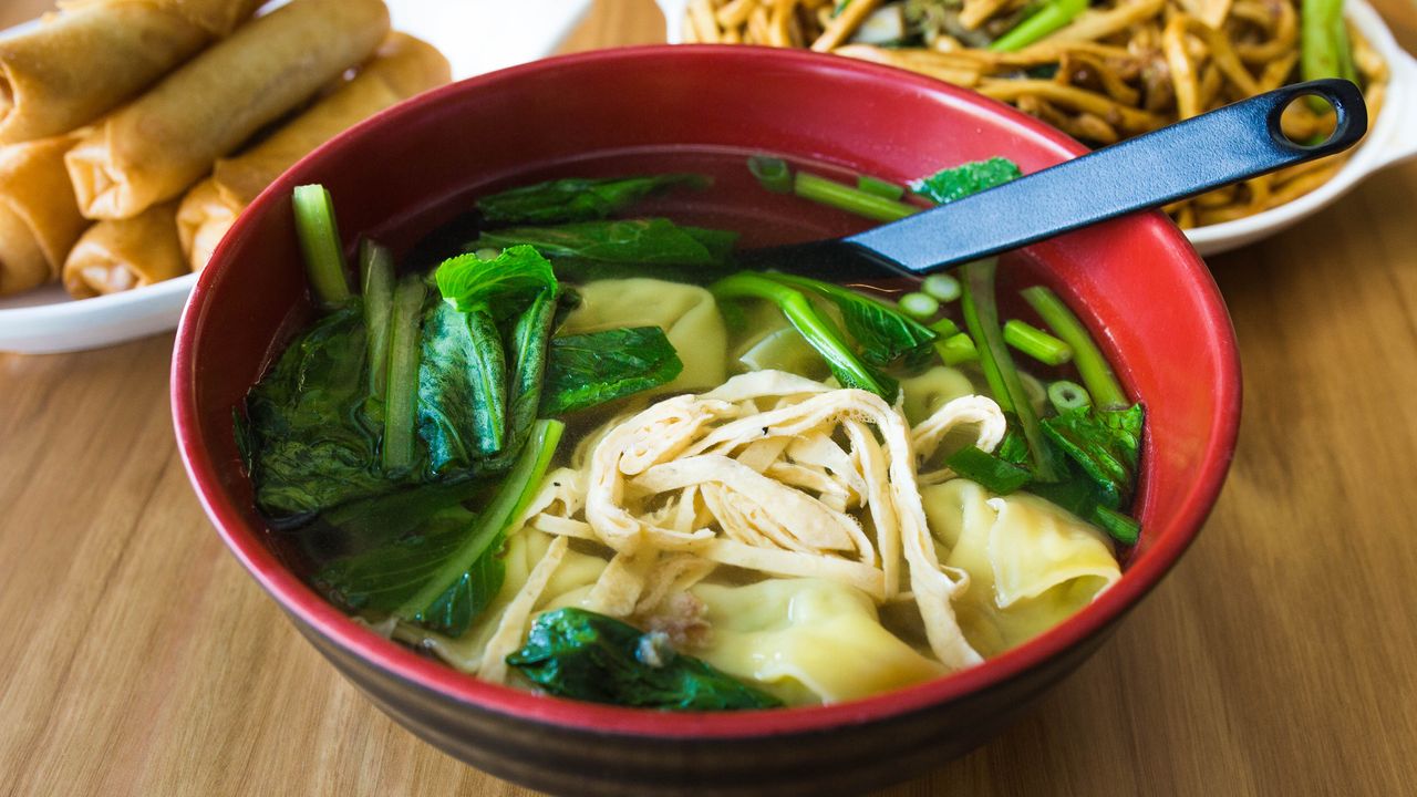 Chinese Spinach and Pork Wontons and Noodles Soup