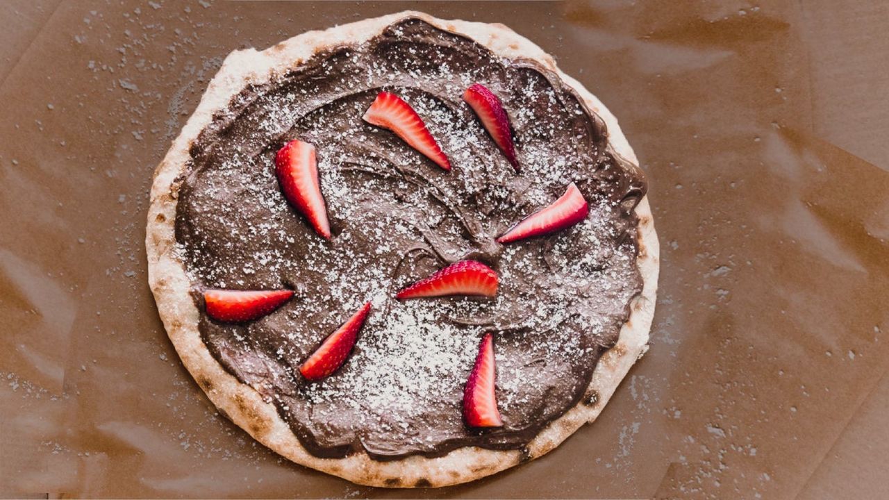 Nutella Pizza