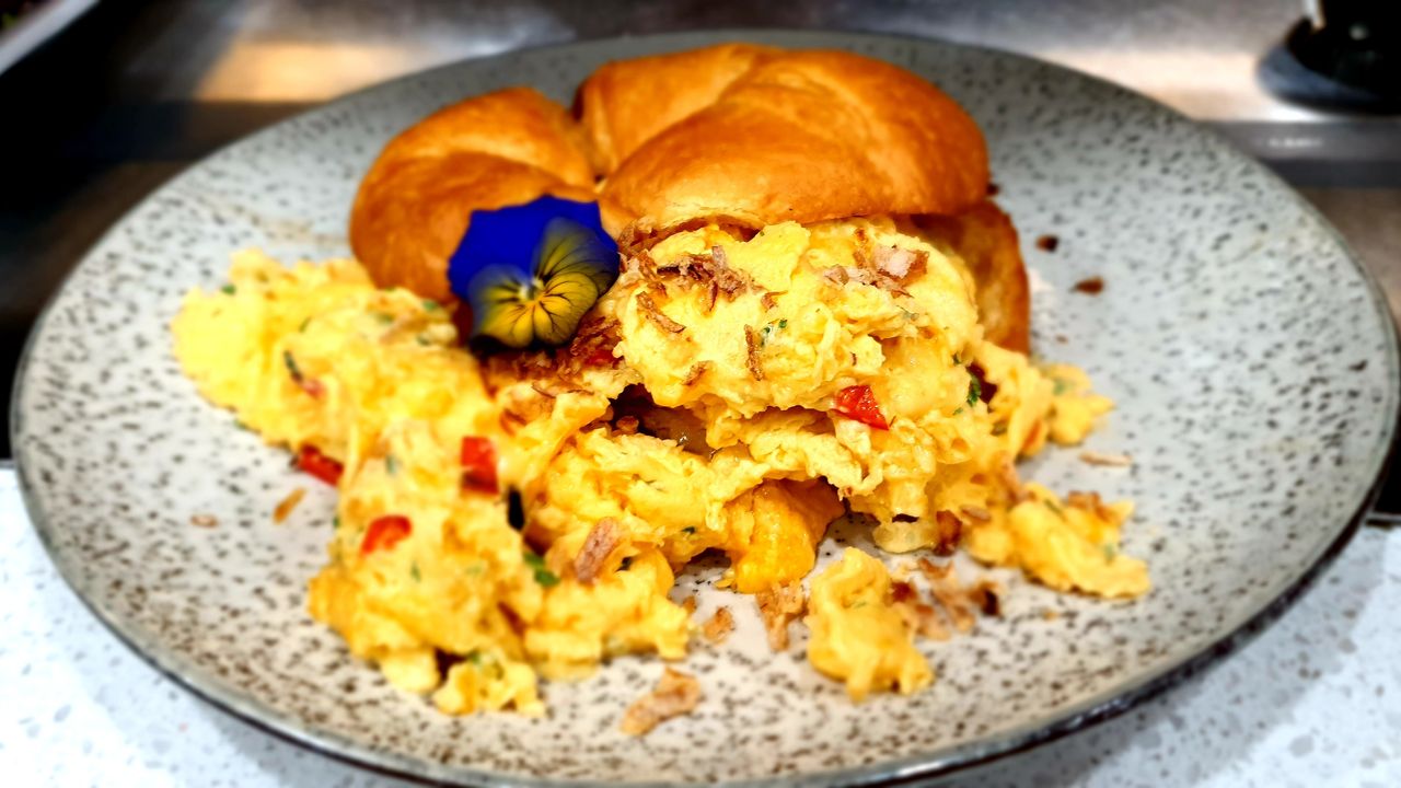 Chilli Scramble on Croissant