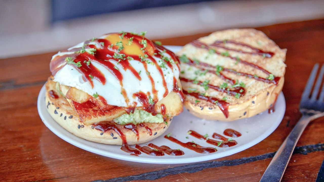 Haloumi Egg Roll