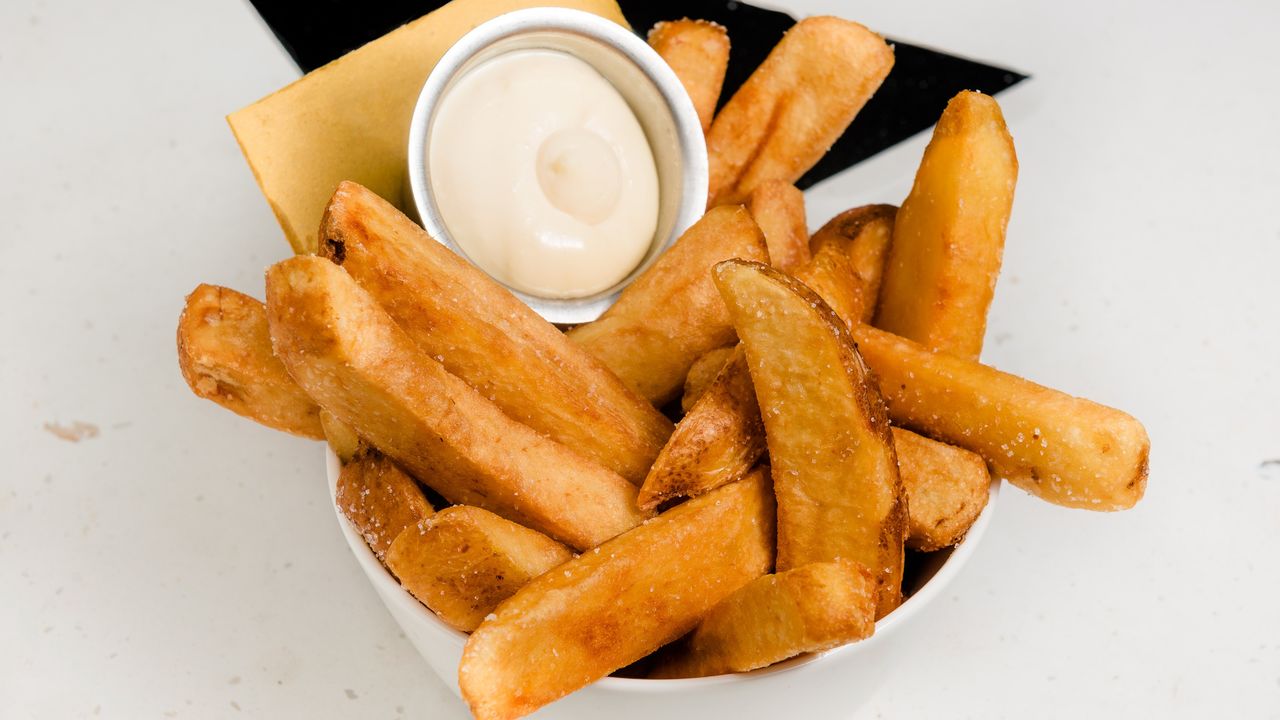 Fat Chips and Aioli
