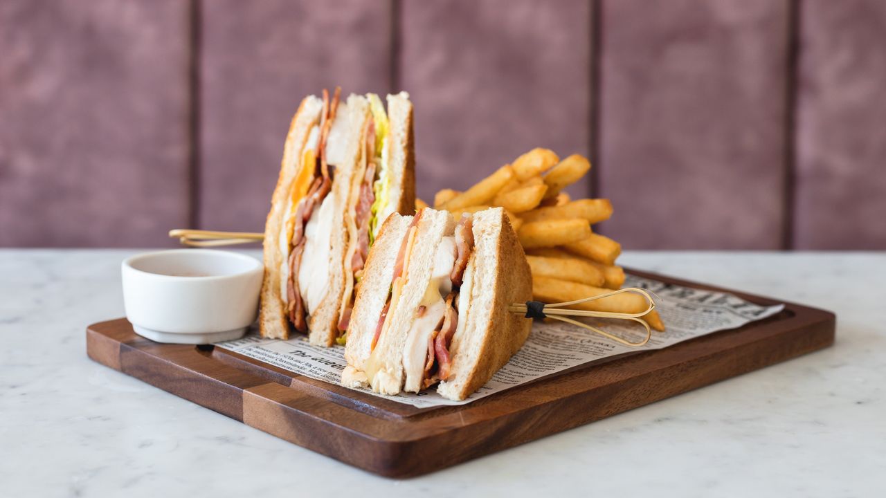 Artisaint Club Sandwich