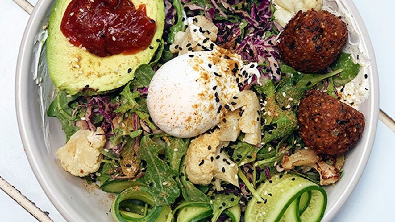 Quinoa Falafel Bowl