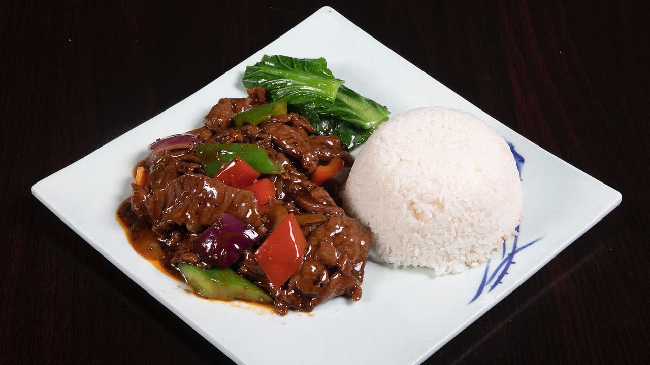 S08 Beef with Black Pepper Sauce on Rice (Original Price $15.80)