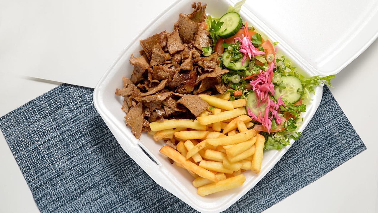 Kebab Chips and Salad