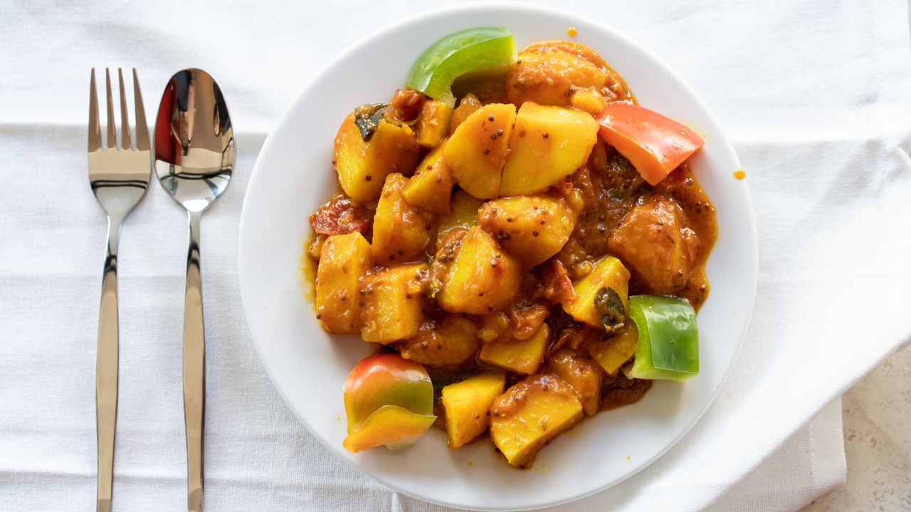 Aloo Masala (Medium Hot)