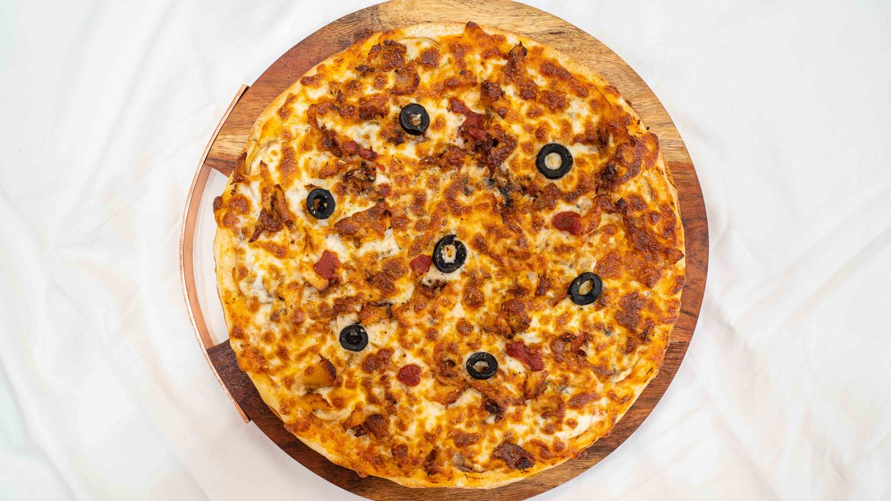 Tandoori Chicken Pizza (Small)