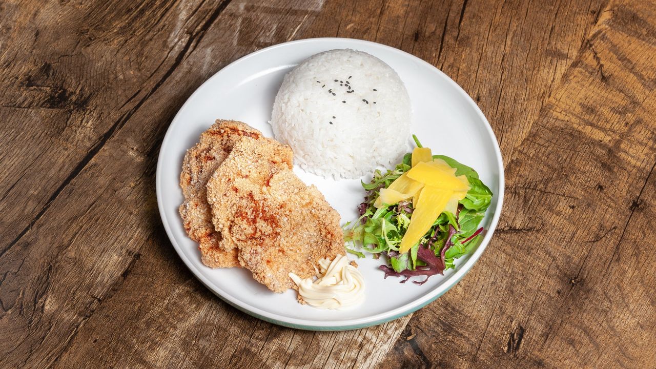 Fried Pork Steak 猪扒饭