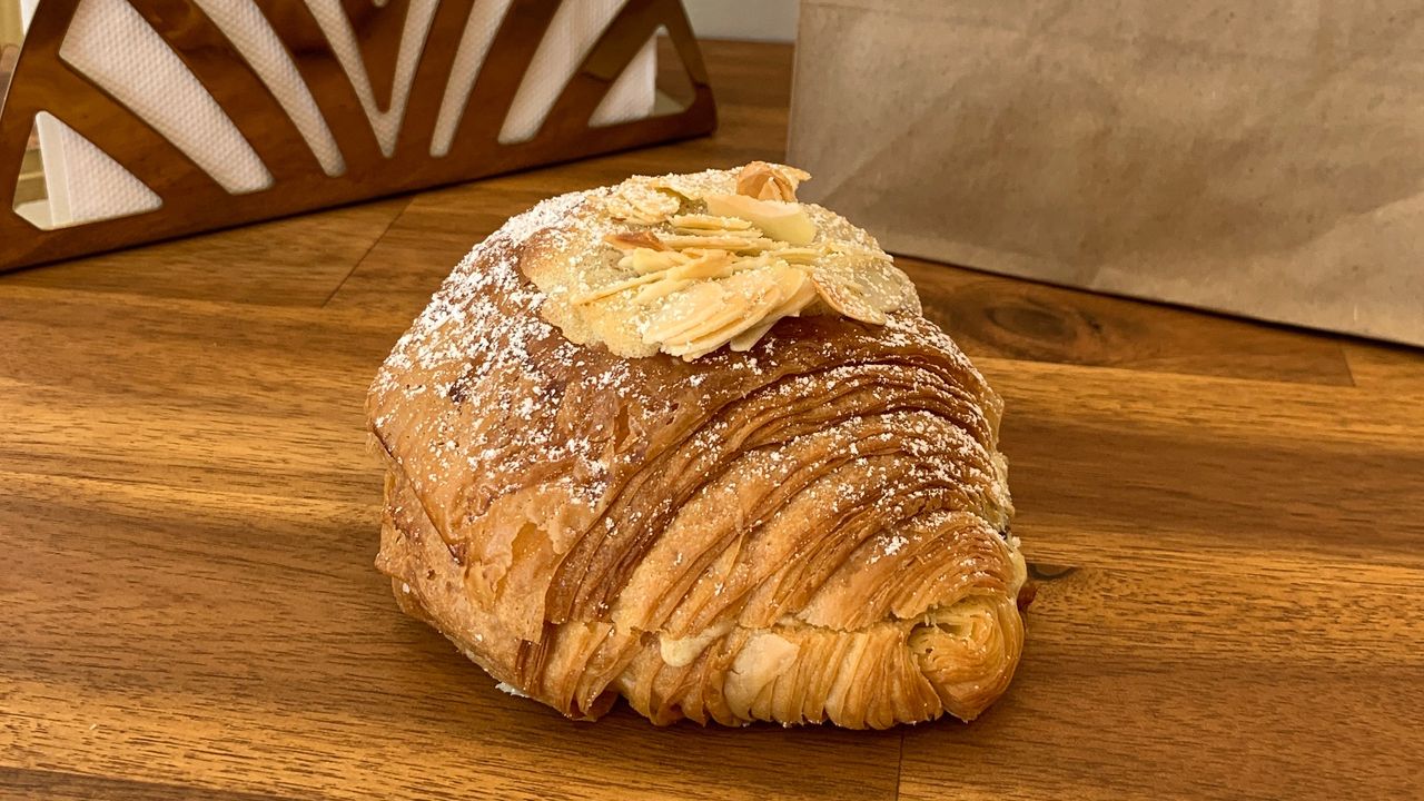 Almond Choc Croissant