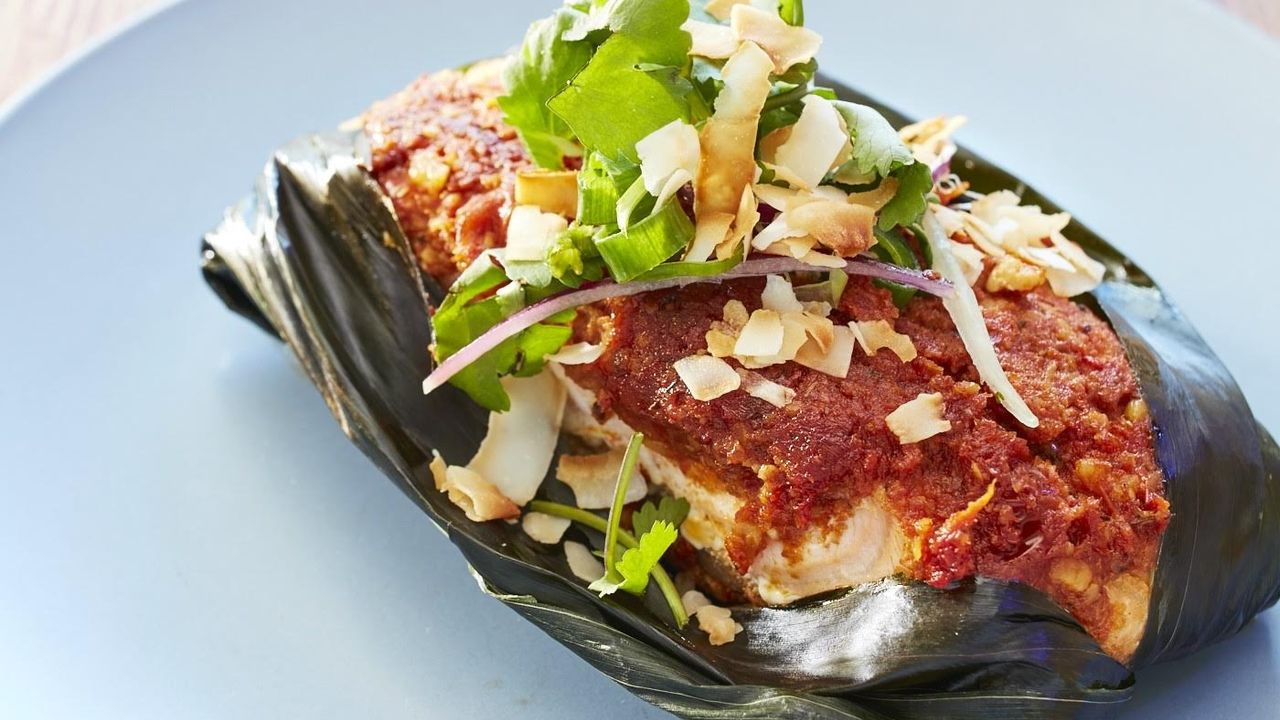 Grilled Salmon in Banana Leaves