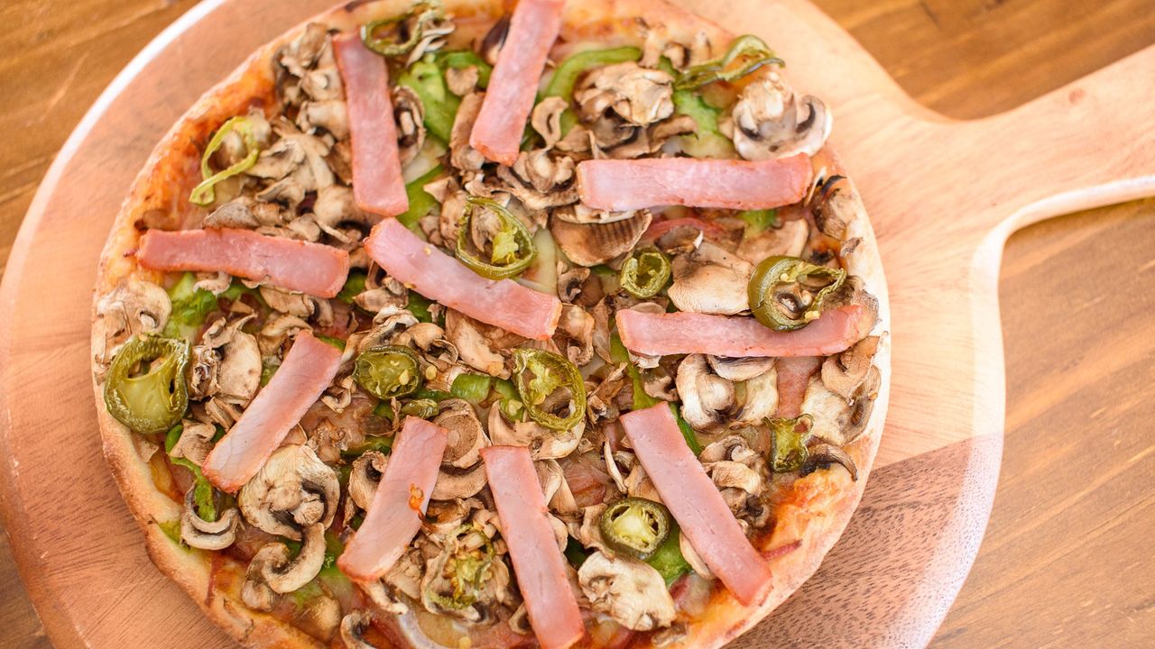 House Special Pizza (Medium)