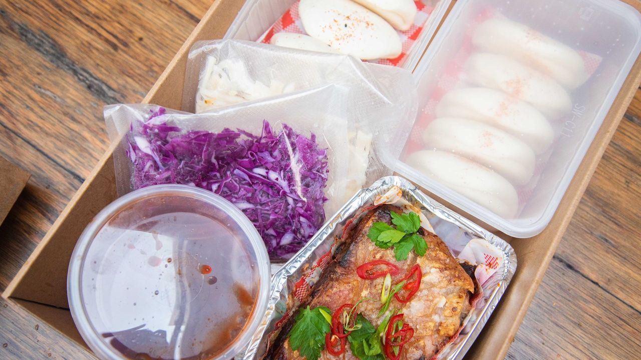 Crispy Pork Belly Bao Kit (10 Pieces)