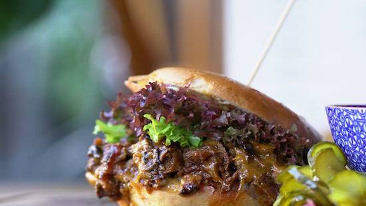 Brisket Burger inkl. Side
