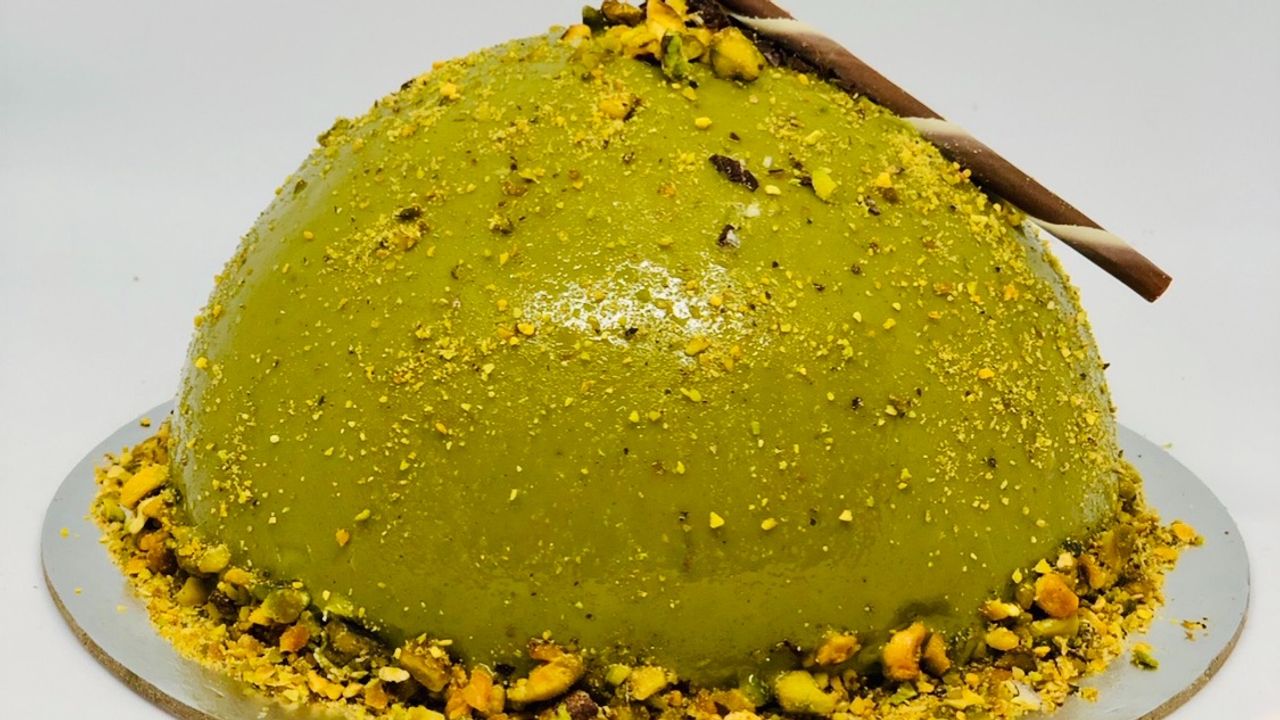 Pistachio & Dark Choc Semifreddo