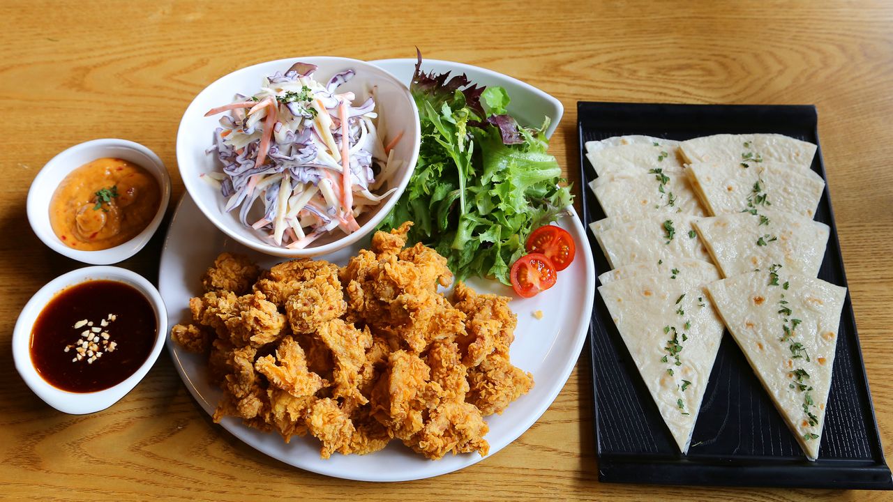 30. B/L Chicken with Wrap & Yogurts Dressing