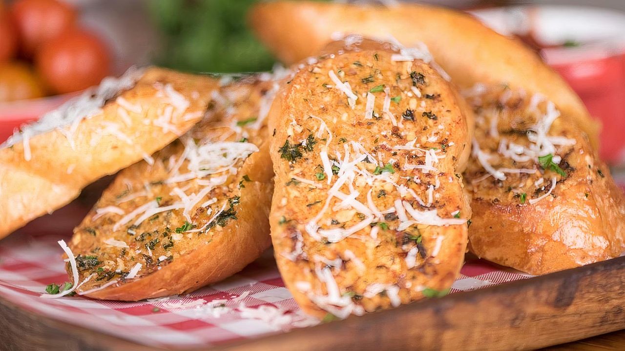 Garlic Cheese Bread