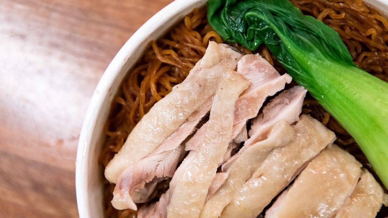 Hainanese Chicken Noodles (Dry)