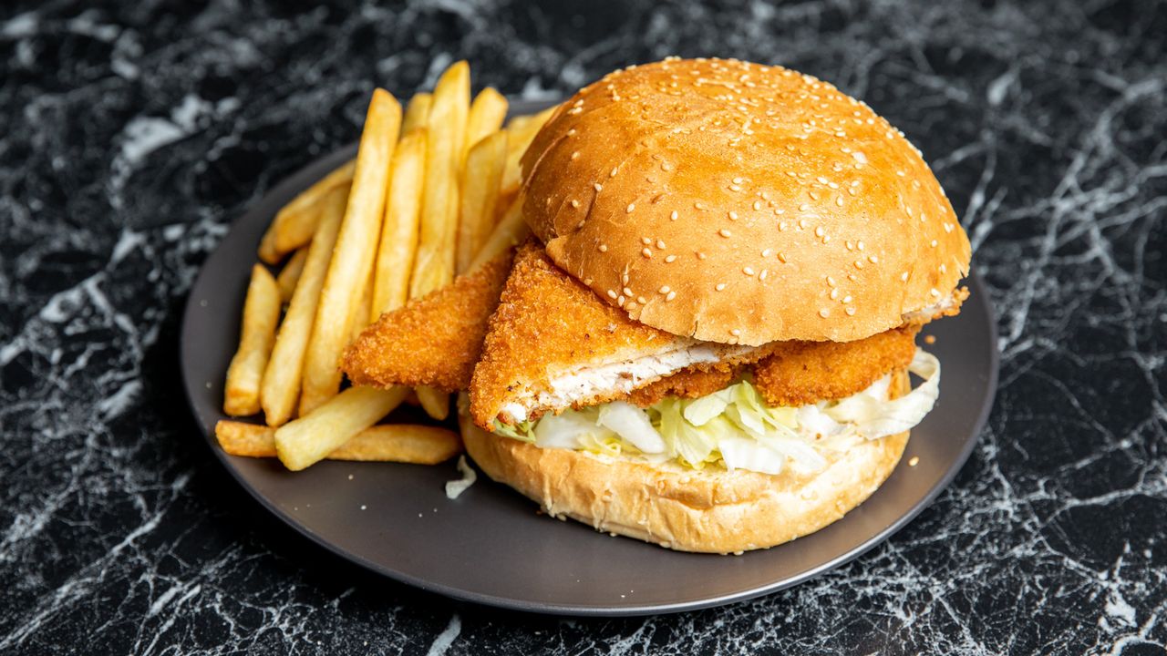 Schnitzel Burger Combo