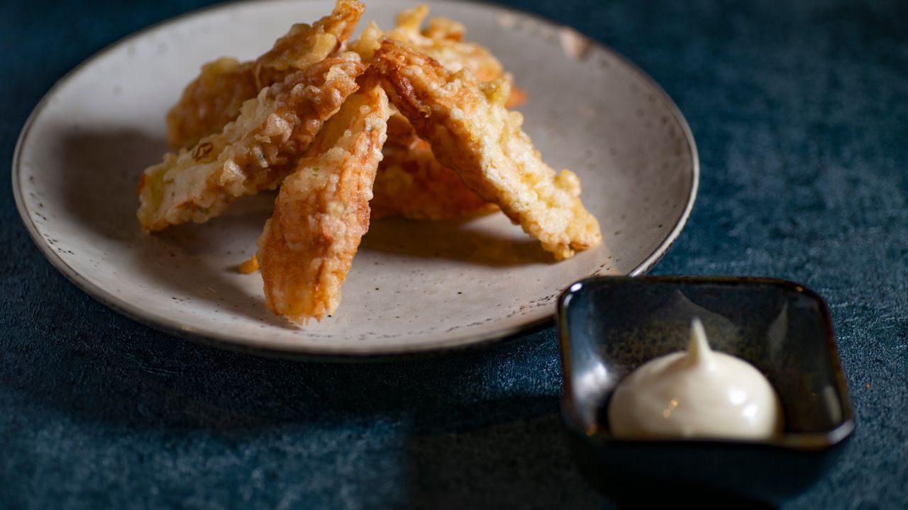 S7 Deep Fried Fish Cake with Seaweed