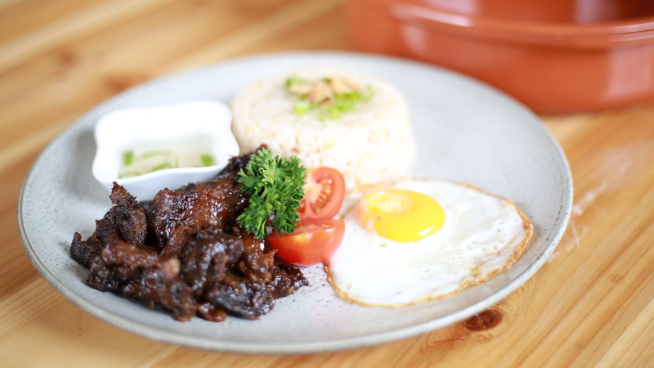 G40. Tap-silog
