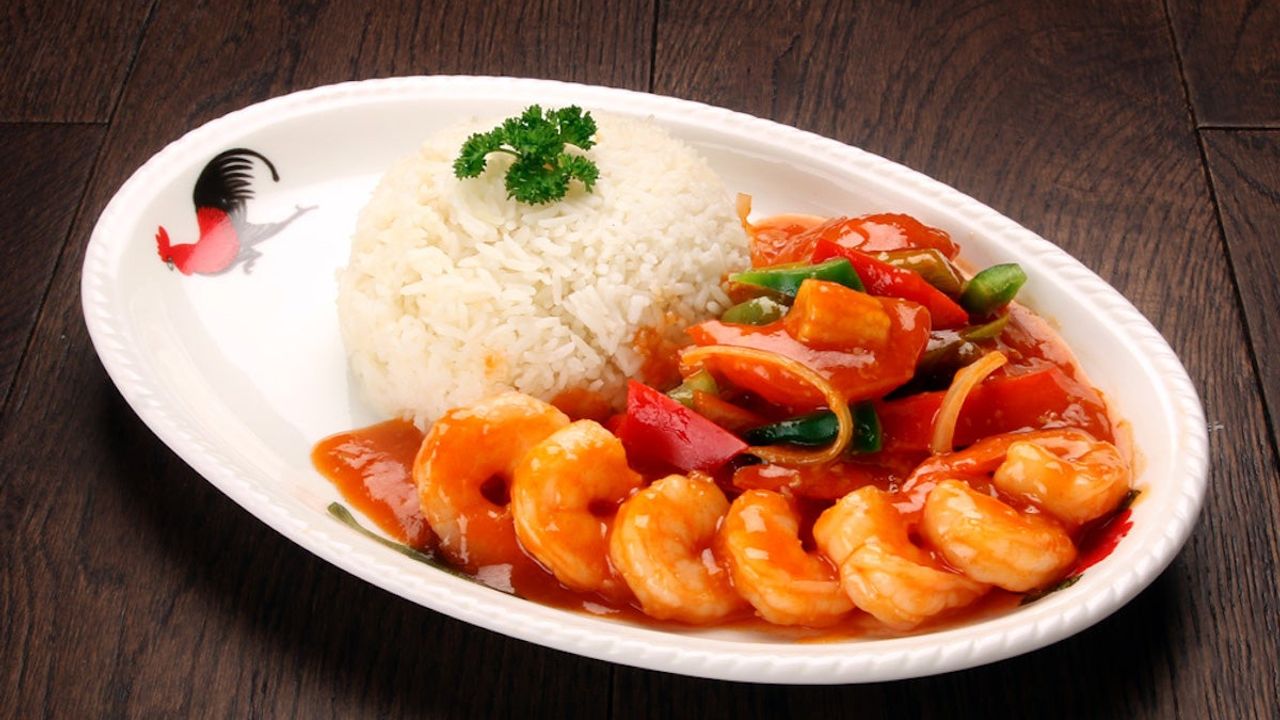 R16 Chilli Prawns on Rice