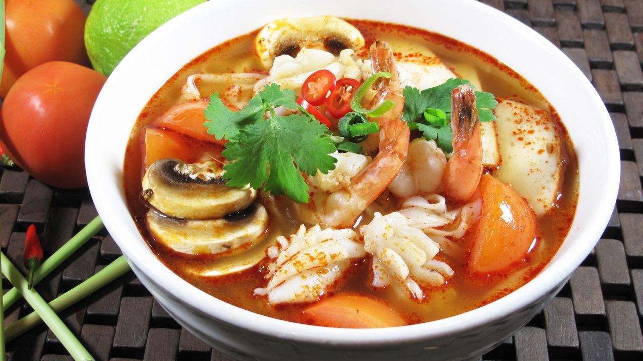 Hu Tieu Tom Yum Do Bien