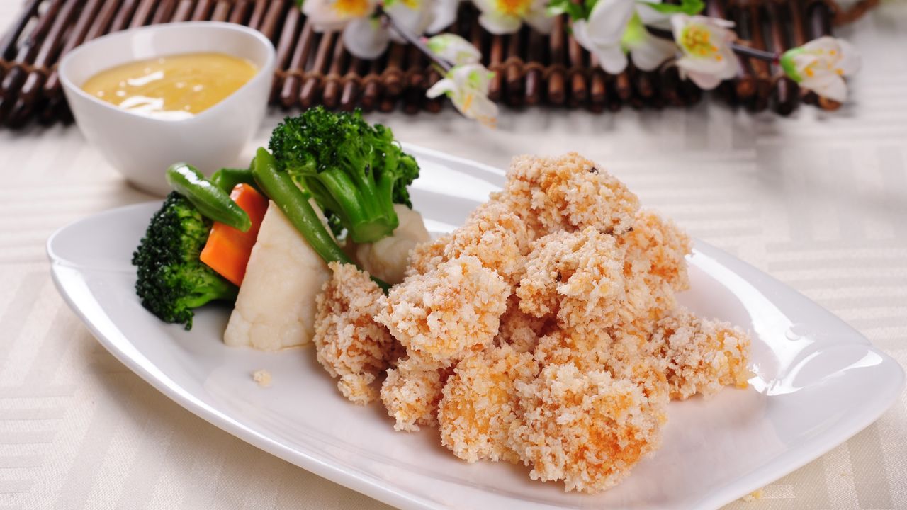 Crispy Chicken with Plum Sauce