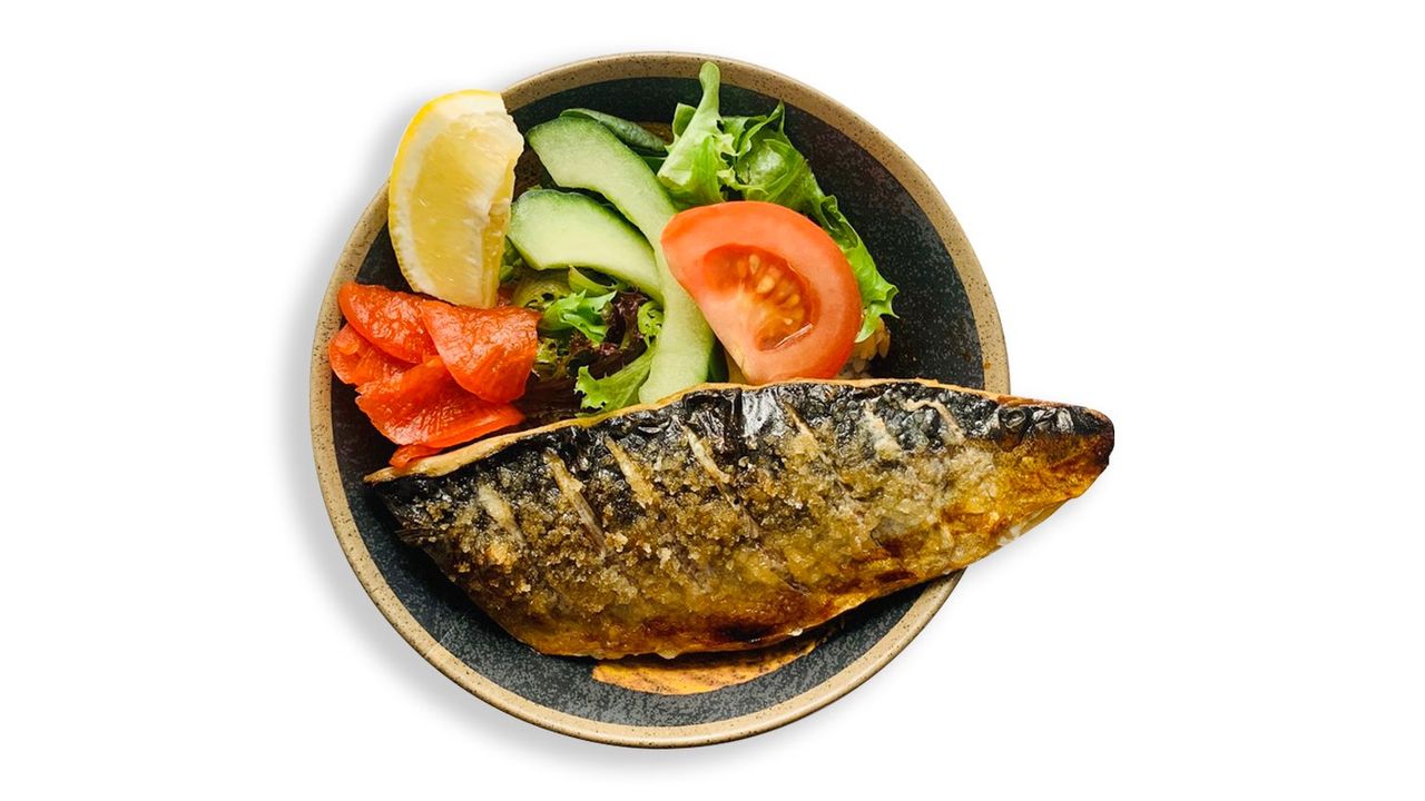Grilled Mackerel Rice Bowl