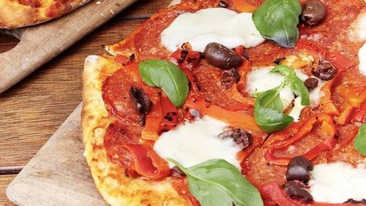 Salami Calabrese Pizza