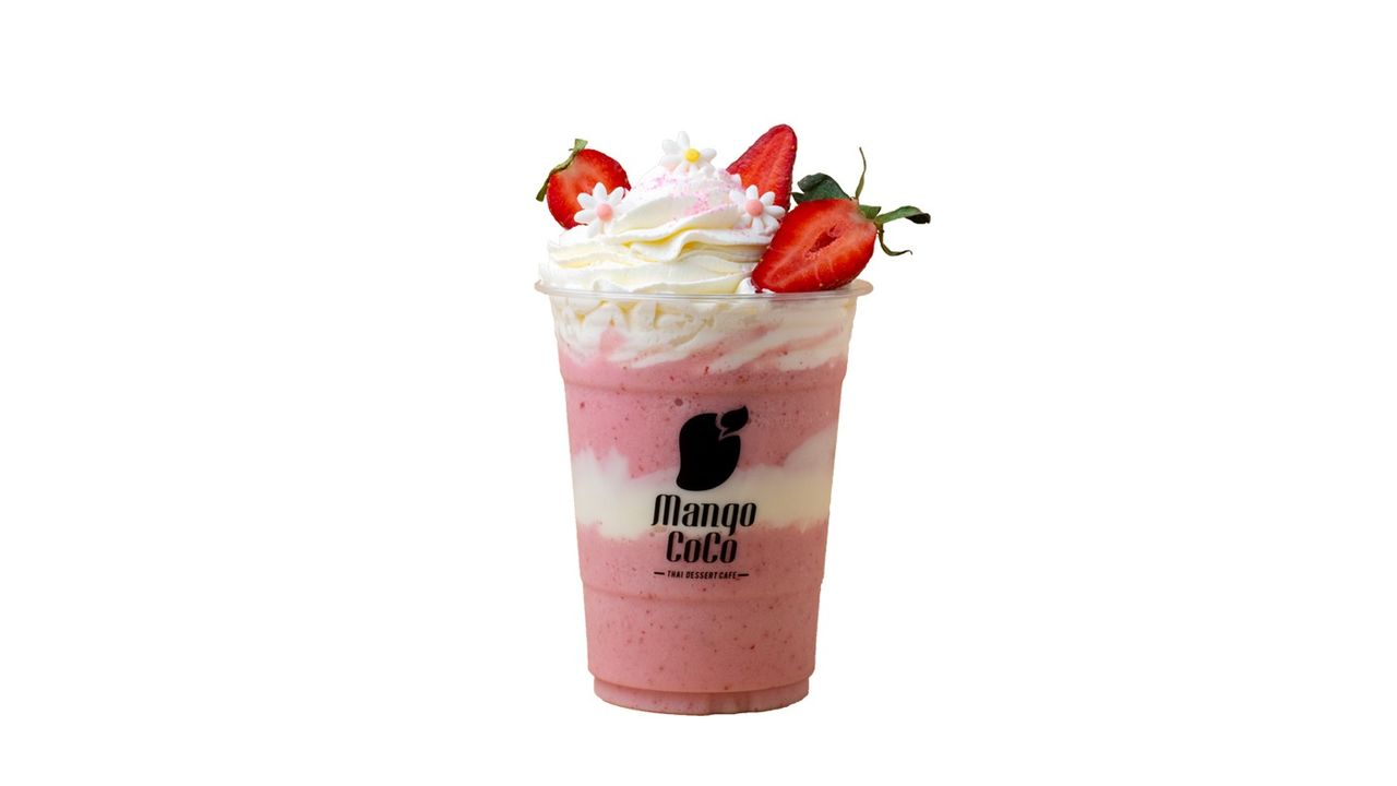 Strawberry Pinky Smoothie Yogurt