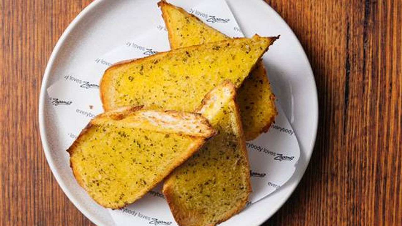 Classic Garlic Bread