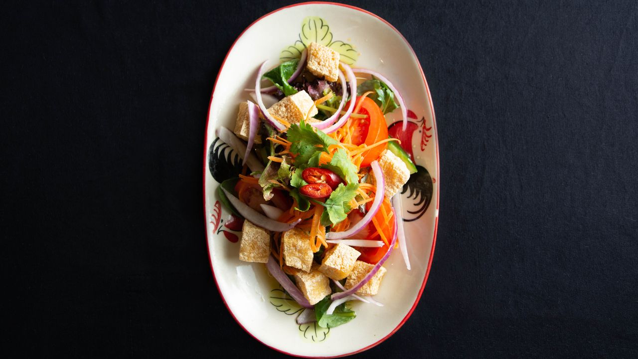 Crispy Vegetarian Tofu Salad