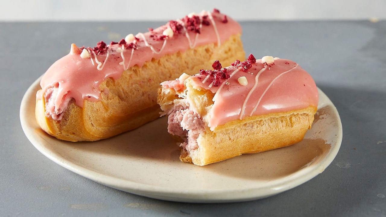 Raspberry Eclair