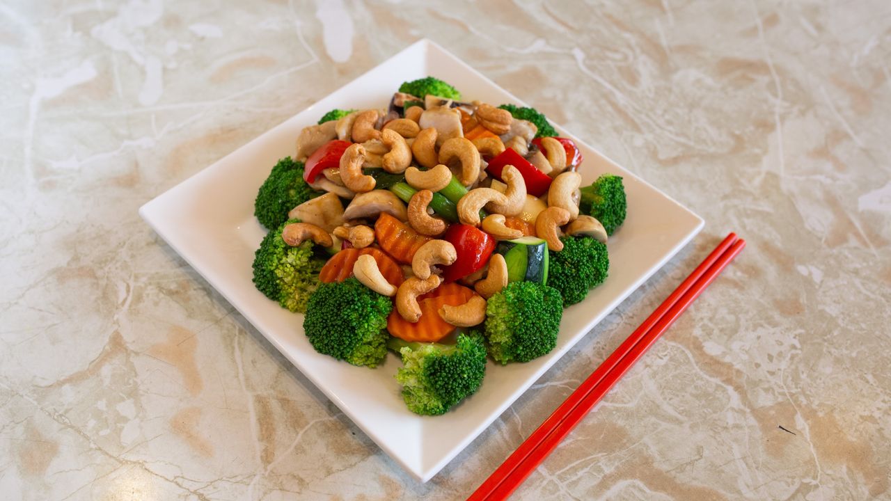 Chicken, Vegetables, and Cashews