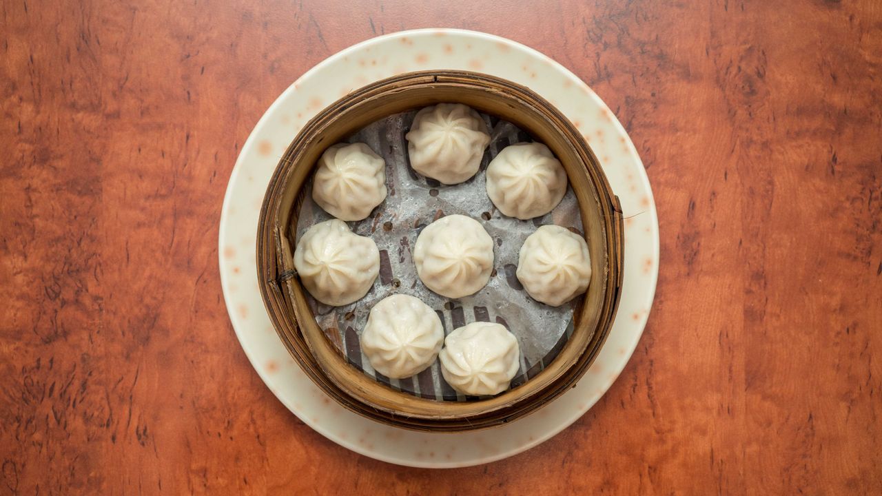 17. Shanghai Pork Mini Bun (8 Pcs.)