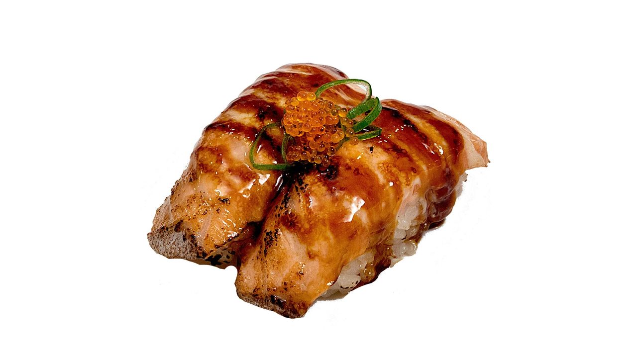 Aburi Salmon (Seared Salmon)