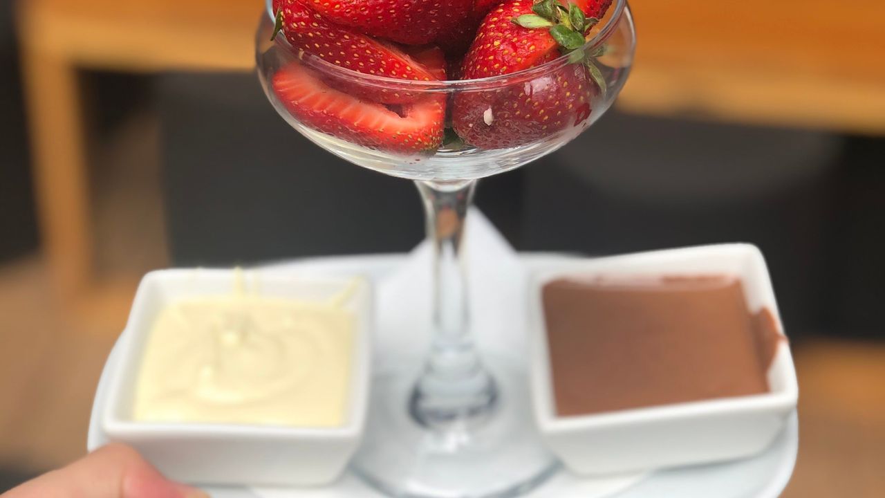 Dip ‘N’ Lick